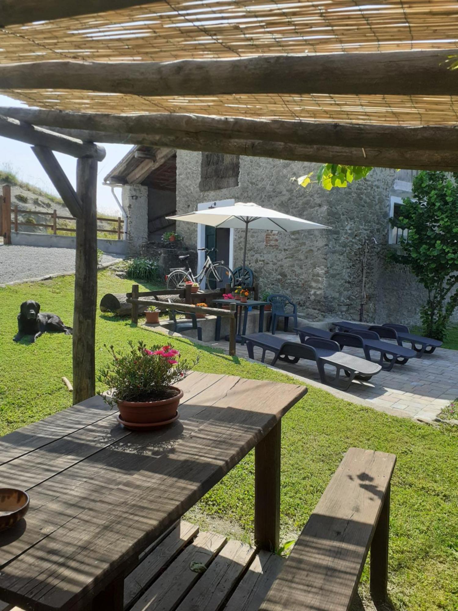 Cascina Merlo Country House Pareto Exteriör bild